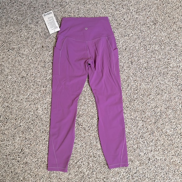 Lululemon align high rise 25” with pocket NWT - Picture 3 of 3